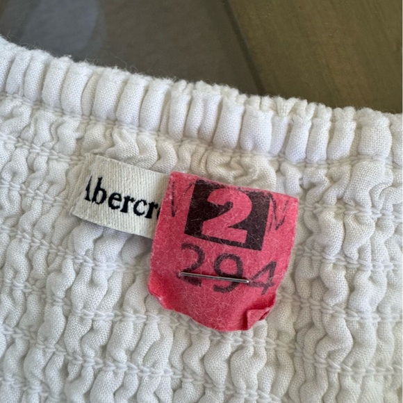 Abercrombie & Fitch Linen Blend White Button Front Detail Tank Top - Picture 9 of 9